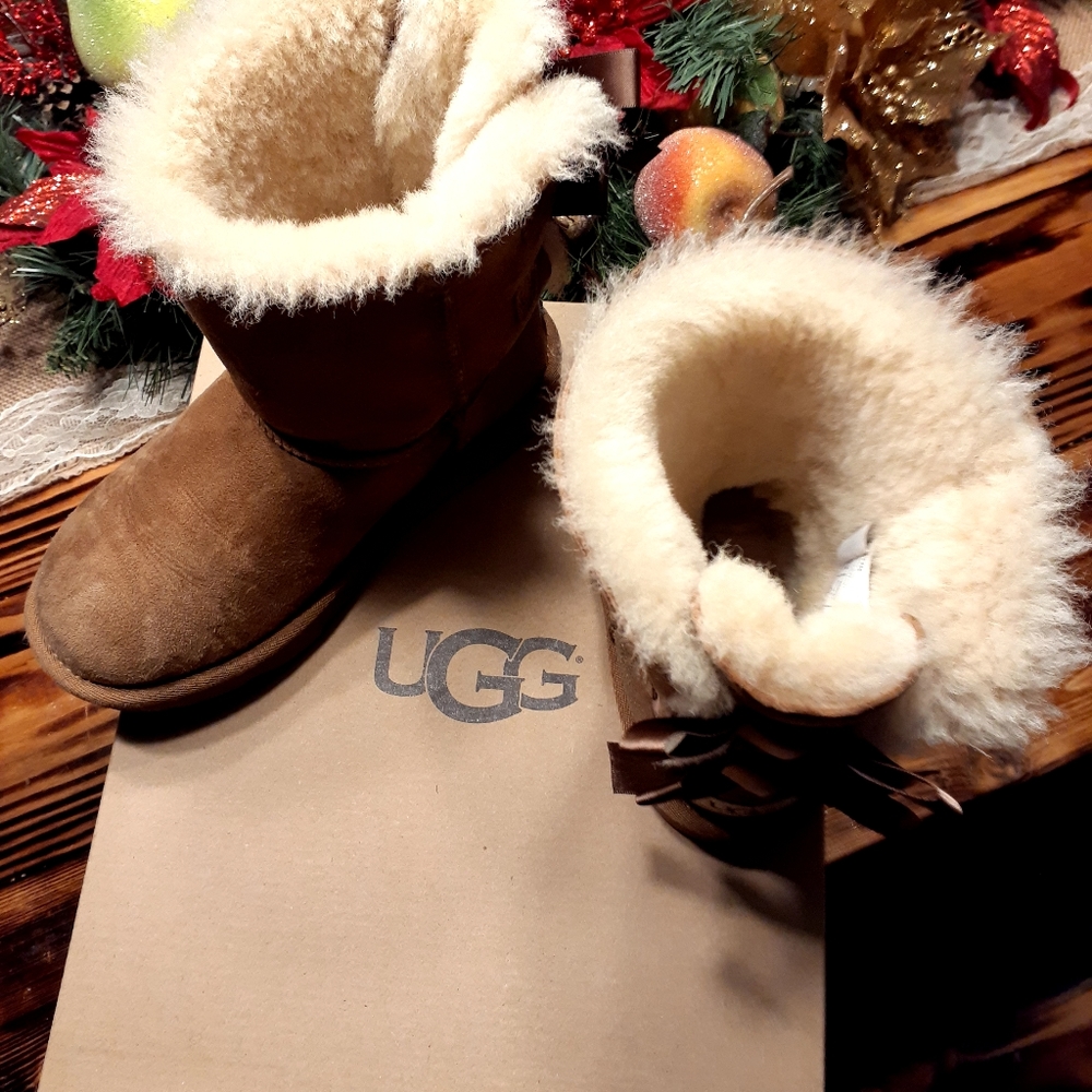 UGG bailey now boots